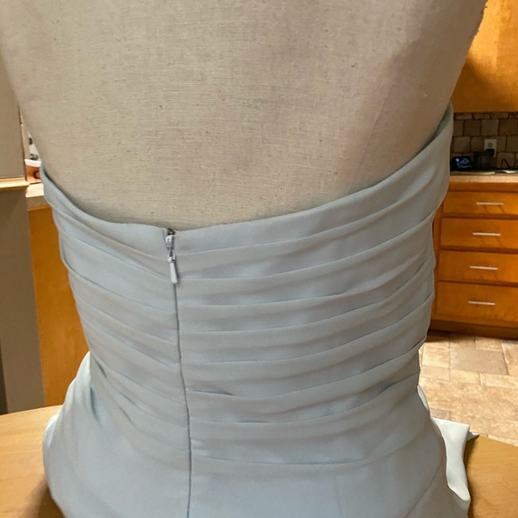 Dress - Picture 6 of 6